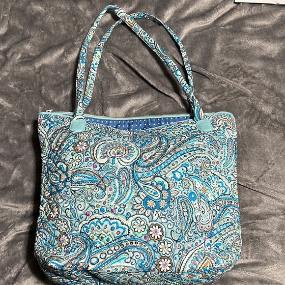 Vera Bradley North South Tote in Daisy Dot Paisley - Picture 2 of 10